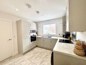 Kitchen- click for photo gallery